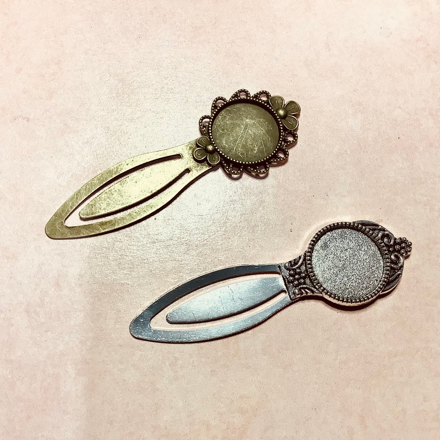 Metal Cabochon inset embossed clip metal bookmark