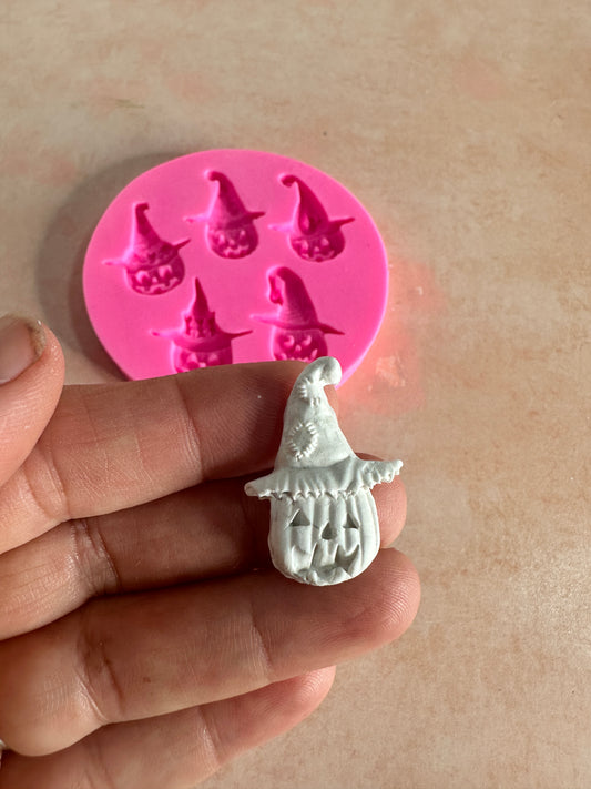 Halloween Scarecrow Jack O’Lantern Mold – Pumpkin Face with Witch Hat