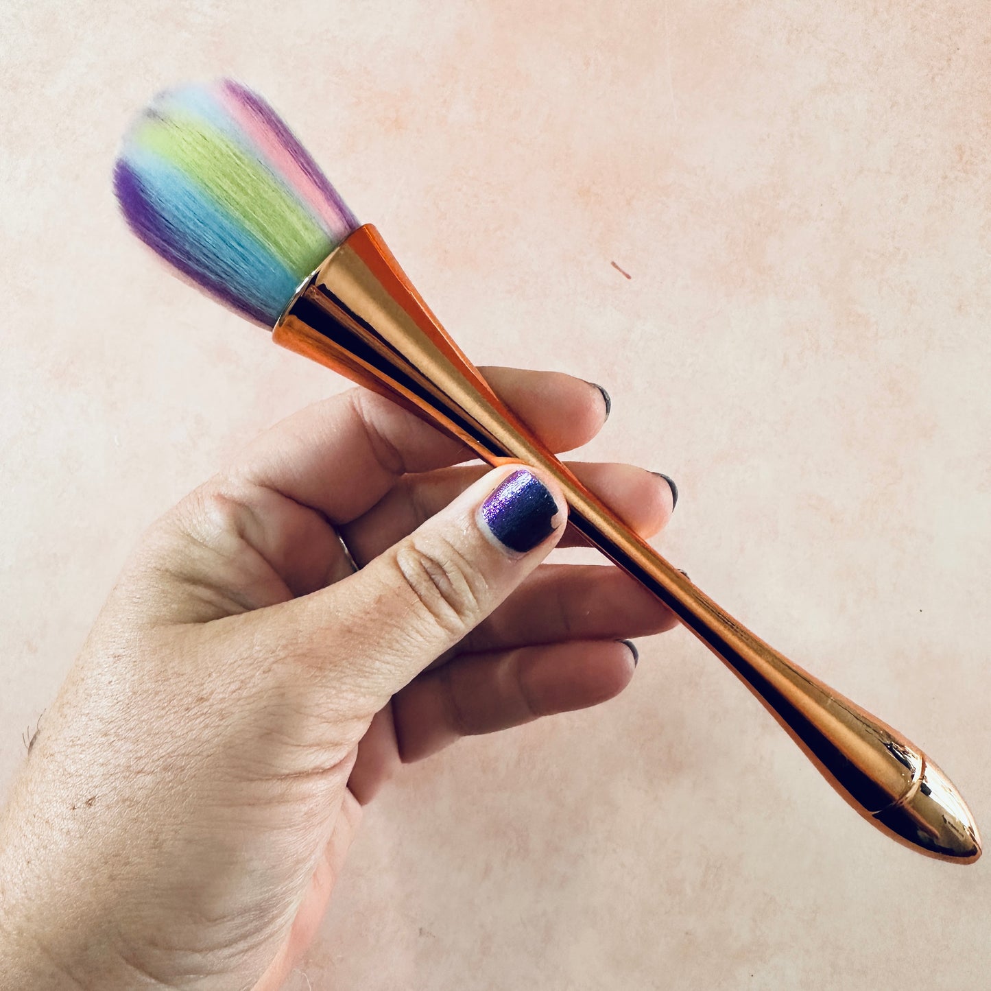Cornstarch and Powder Fluffer Brush Rose Gold Multicolor