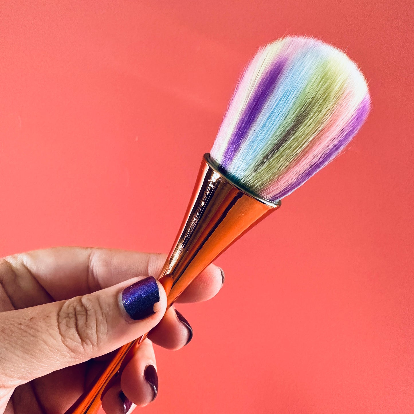 Cornstarch and Powder Fluffer Brush Rose Gold Multicolor