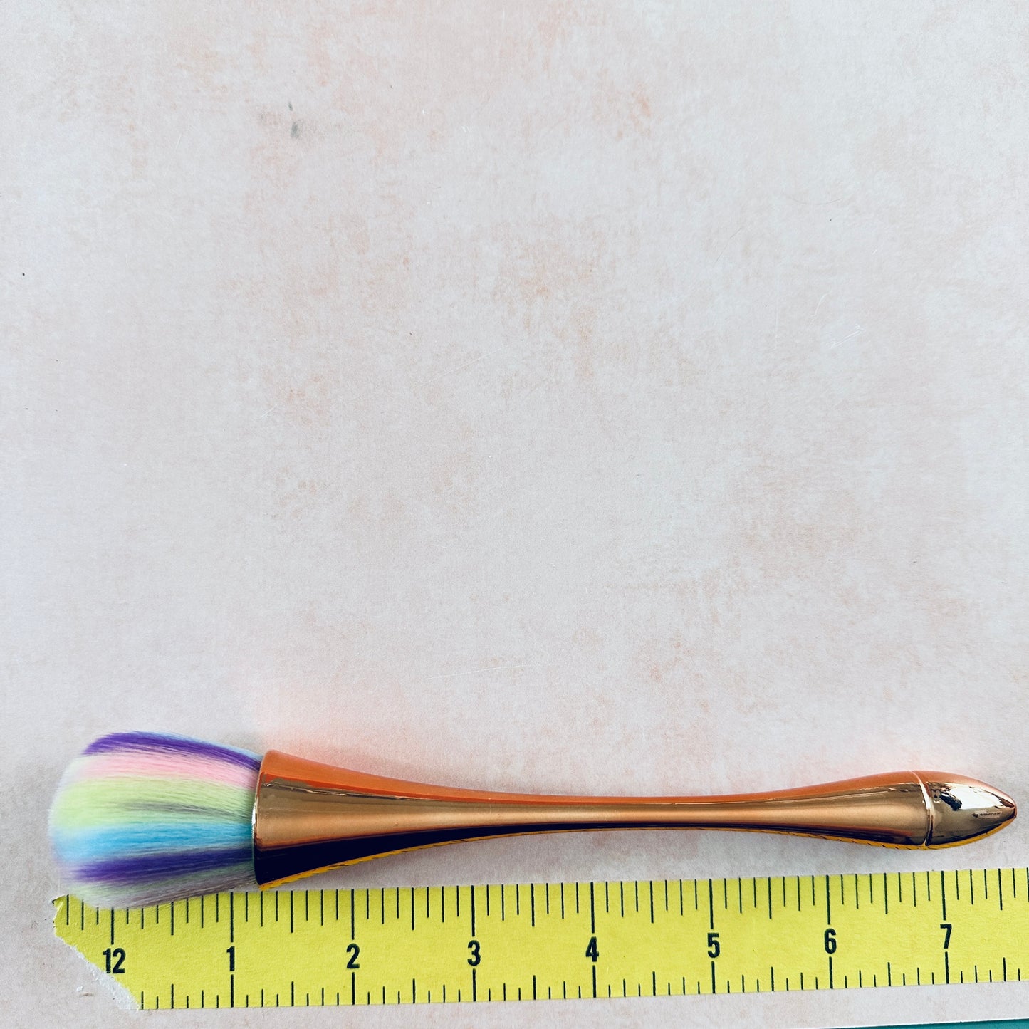 Cornstarch and Powder Fluffer Brush Rose Gold Multicolor