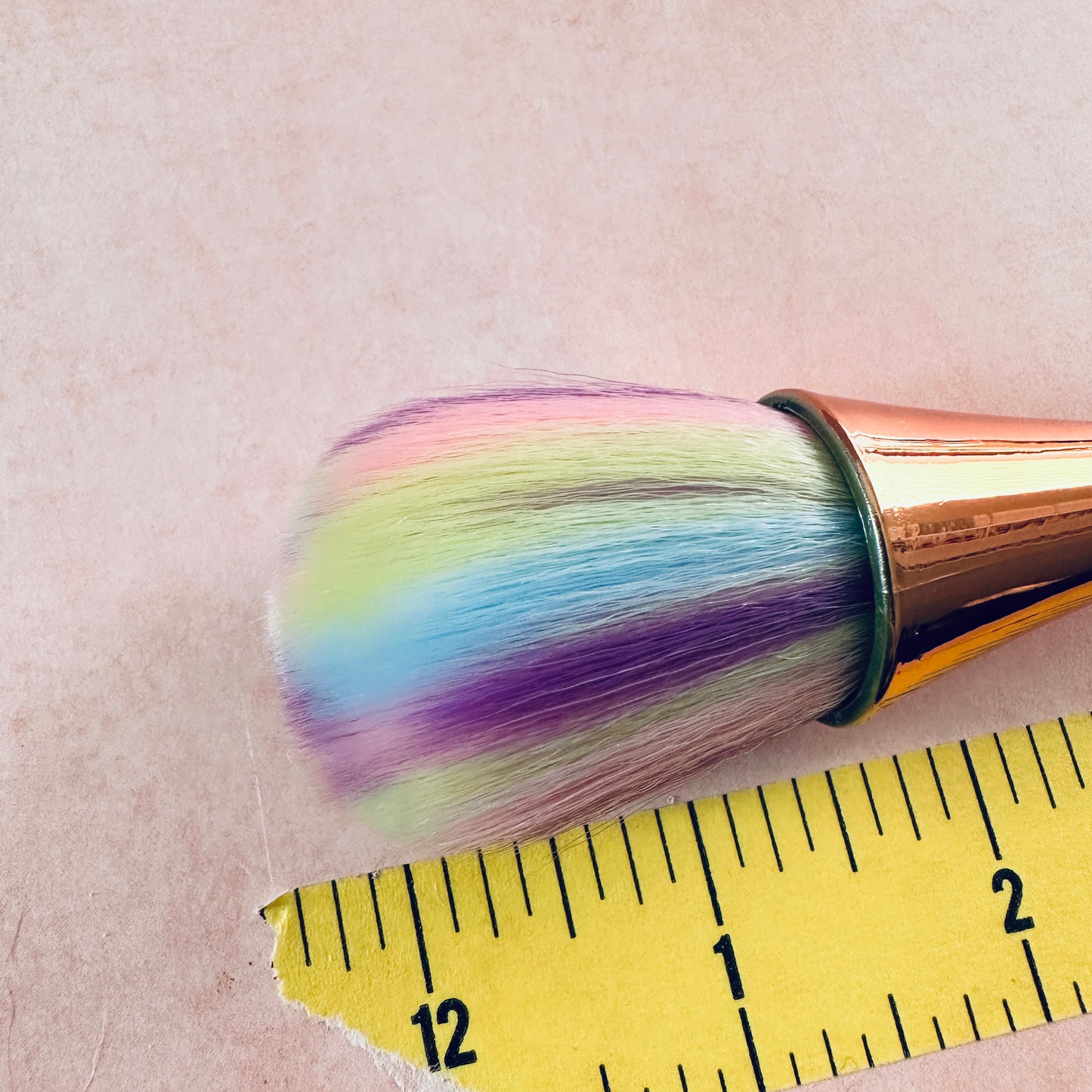 Cornstarch and Powder Fluffer Brush Rose Gold Multicolor