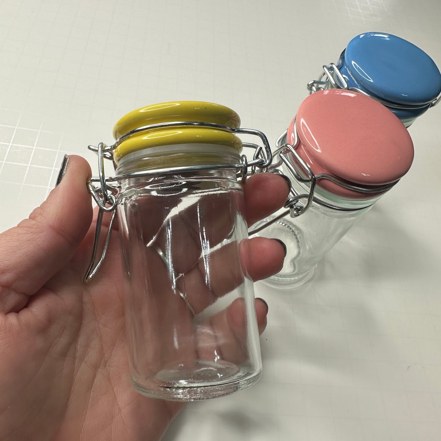 Perfect Pour Jar for Liquid Polymer Clay – 2oz Glass Jar with Lid | Choose Black, Yellow, Blue, or Pink