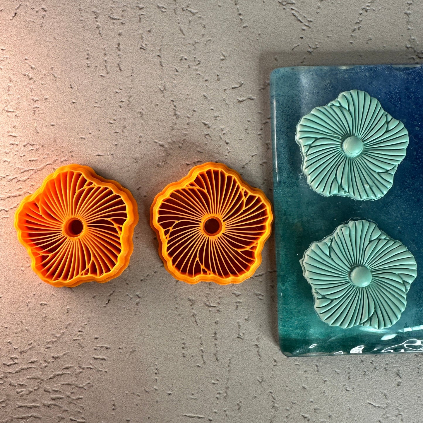 Spin Flower Clay Cutter Set – Mirrored Pair for Earrings or Pendants