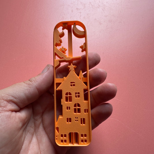 Haunted House Bookmark Cutter – Spooky Tag & Ornament Design Halloween