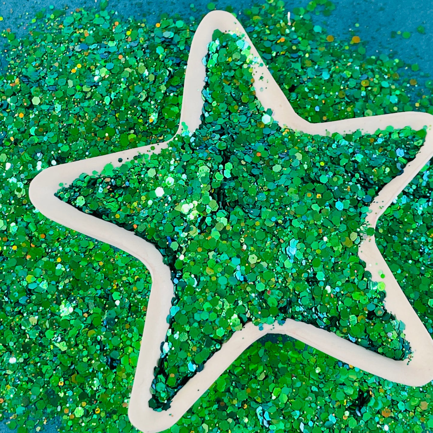 Emerald Earth Green chunky Glitter for pens candles earrings clay resin mugs slime tumblers nail art 2 oz