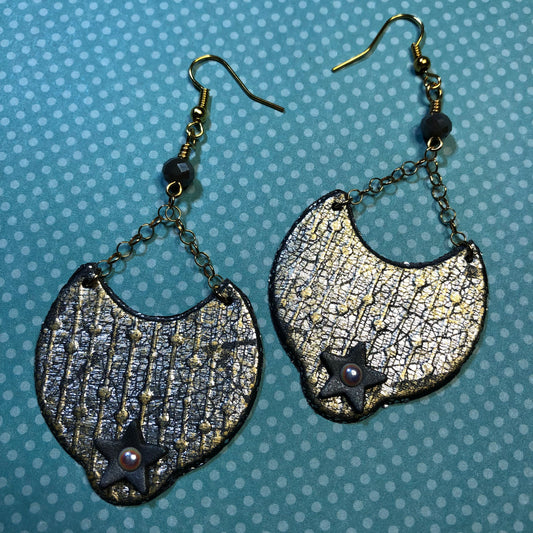 How to make glimmery grunge silver and gold lightweight earrings from polymer clay