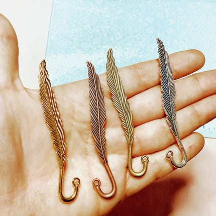 Feather hooked embossed metal bookmark - Create Along 