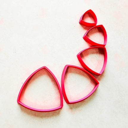 Rounded Pointy Triangles polymer clay Cutters set basics collar - Create Along 