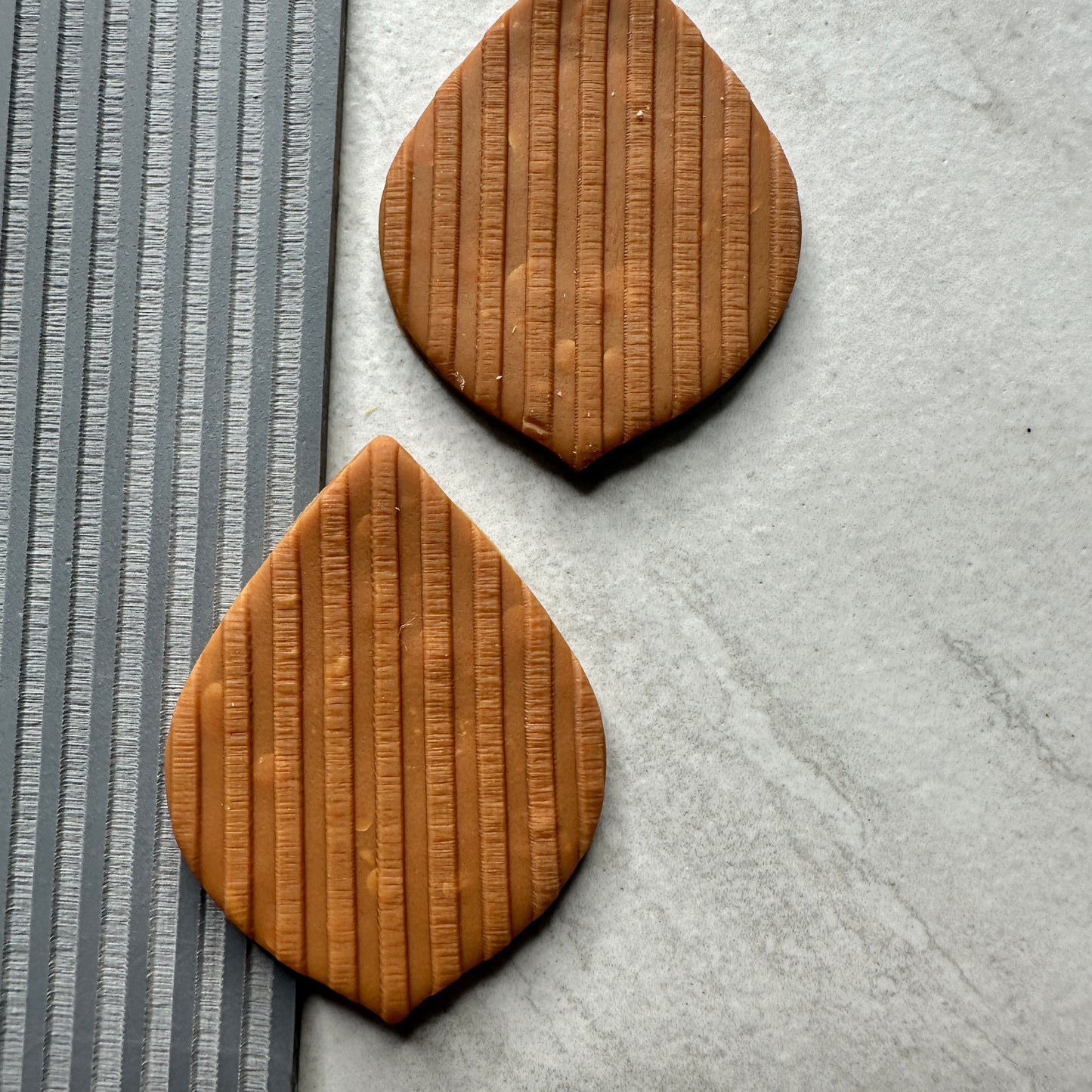 Stripes Ribbed polymer clay Rubber stamp texture sheet
