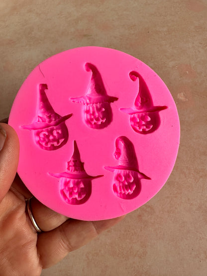 Halloween Scarecrow Jack O’Lantern Mold – Pumpkin Faces with Witch Hat