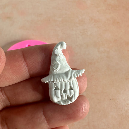 Halloween Scarecrow Jack O’Lantern Mold – Pumpkin Faces with Witch Hat