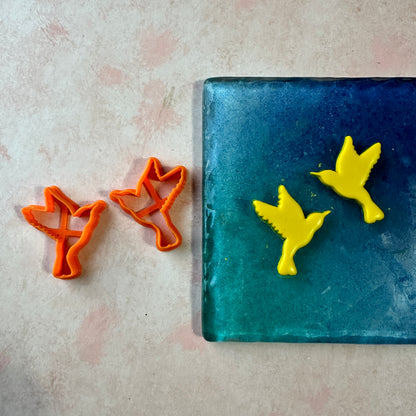 Small Hummingbirds Mirrored pair of sharp clay earring cutters - Create Along 
