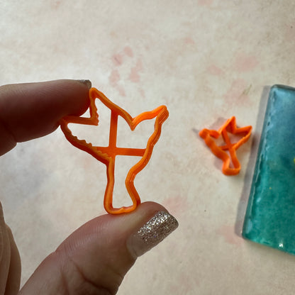 Small Hummingbirds Mirrored pair of sharp clay earring cutters - Create Along 
