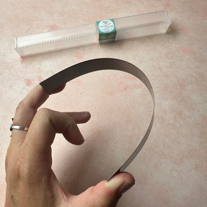 Long Flexible polymer clay slicing blade with case - Create Along 