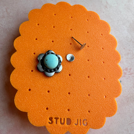 Stud earring jig finishing UV resin sealer tool support polymer clay - Create Along 