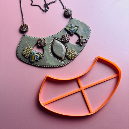 Extra Large Bib Style collar clay cutter - Create Along 
