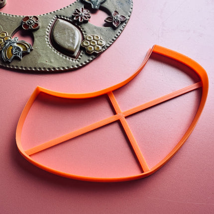 Extra Large Bib Style collar clay cutter - Create Along 