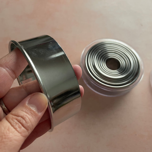 Metal Round circle polymer clay cutter set of 11 without case - Create Along 
