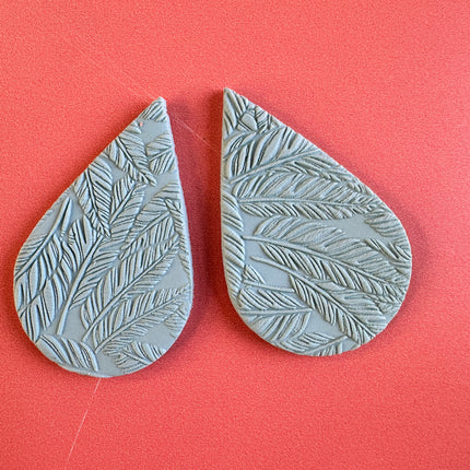 Feathers polymer clay deco rubber stamp texture sheet - Create Along 