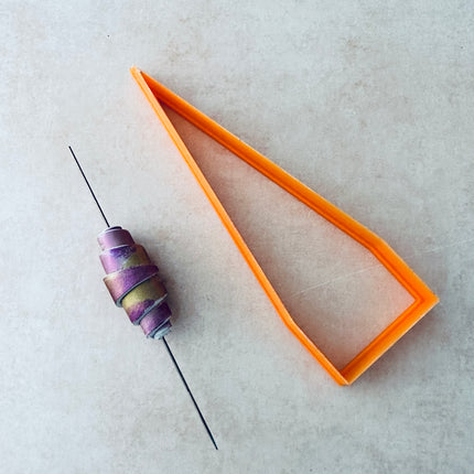 1 inch Rolled clay bead cutter - basic short triangle | paper bead style clay cutter - Create Along 