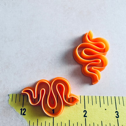 Coiled Snake clay paired cutter set | polymer clay snake earring mirrored cutters - Create Along 