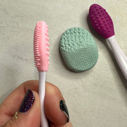 The Pebble Pusher – Double-Sided Silicone Texture Tool for Moss, Rock & Organic Clay Effects - Create Along 