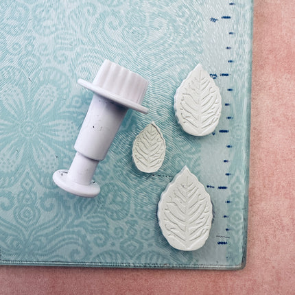 Veined Leaf Mini Shape Plunger Clay Cutters set - Create Along 
