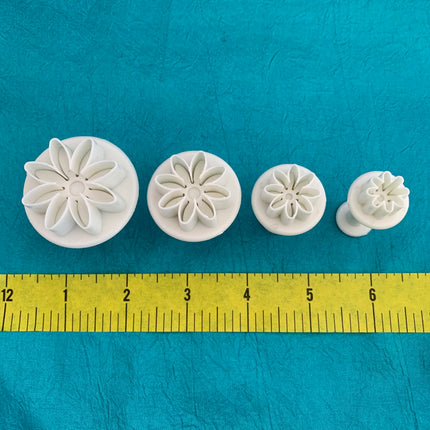 Daisy flower mini shape floral Plunger clay Cutters set - Create Along 