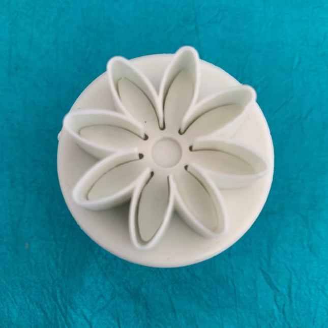 Daisy flower mini shape floral Plunger clay Cutters set - Create Along 